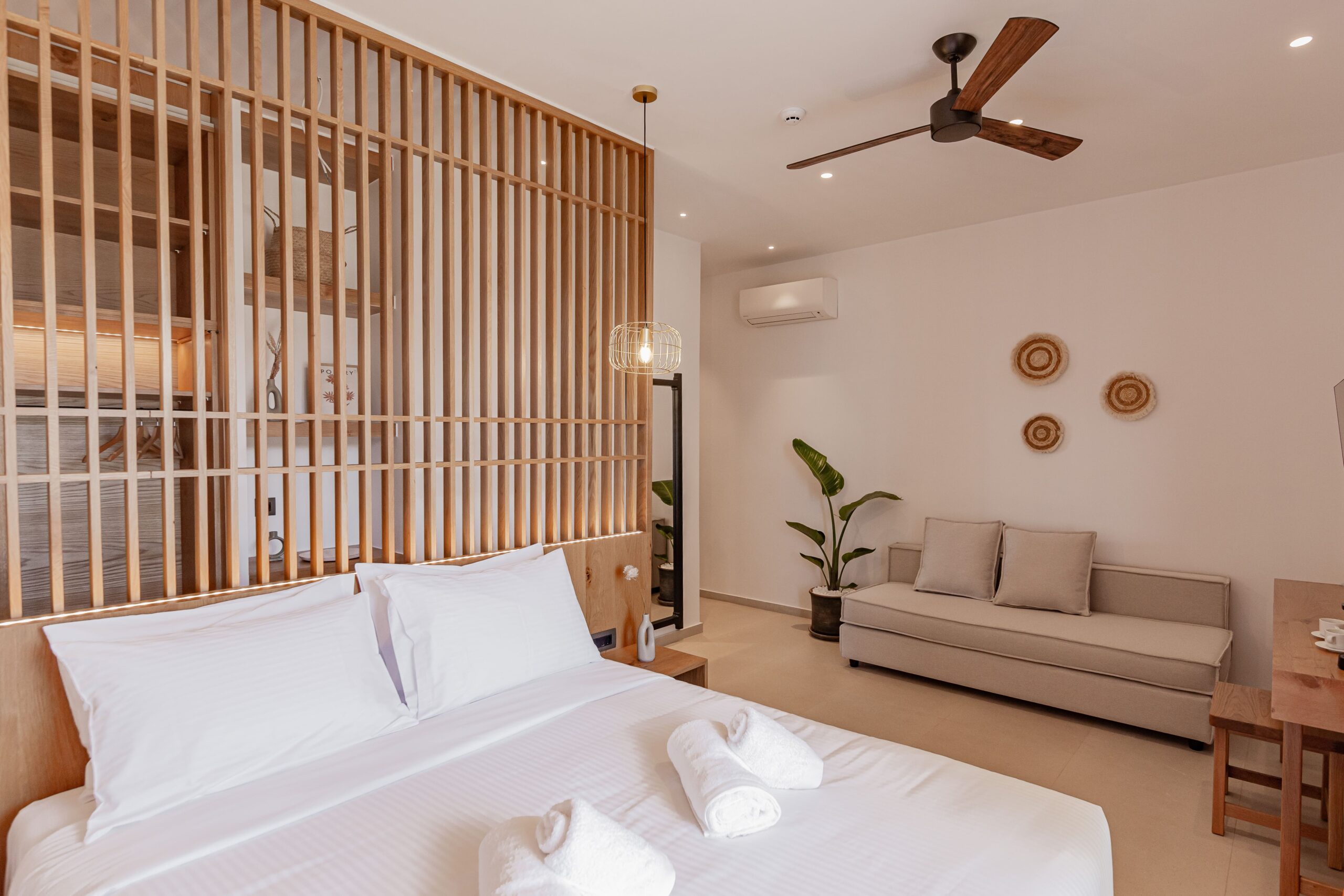 Spacious family suites near Balos, ideal for relaxing holidays with children